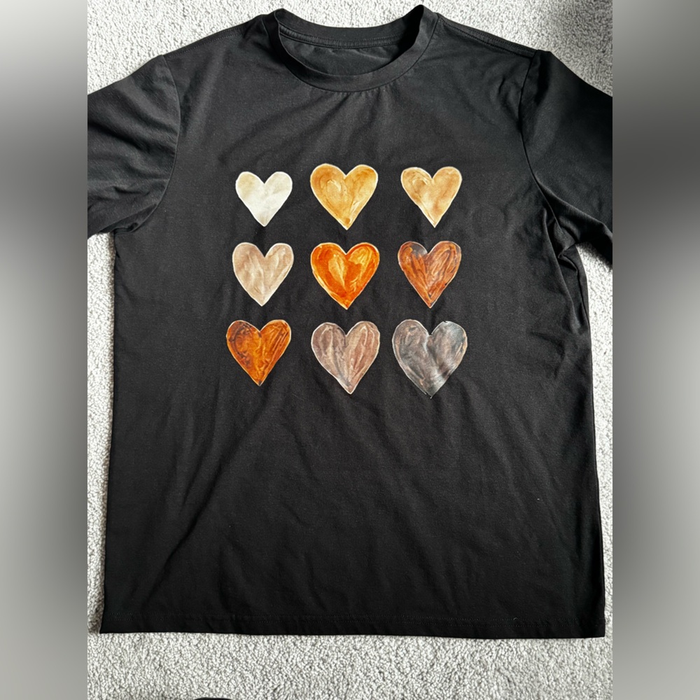 Black Heart Pattern Short Sleeve Tee